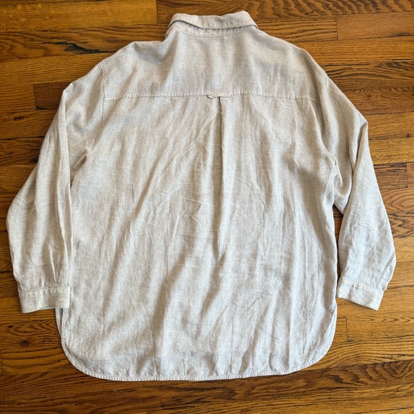 Old Navy Linen Blend Button Up Shirt - Picture 3 of 7